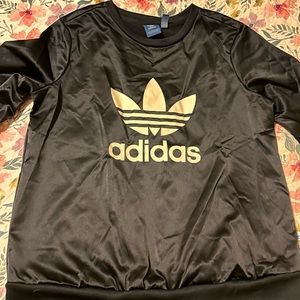 Adidas top